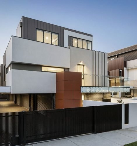 modern-house-facade-2021-08-27-19-27-44-utc-1024x683